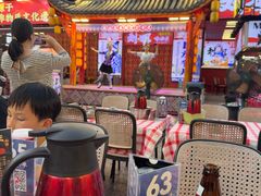 -刘姐啤酒鱼民族演艺餐厅(西街总店)