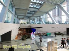 -香港ELEMENTS圆方