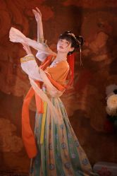 -汉仪华裳汉服馆(打浦桥店)