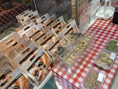 -盒马鲜生(龙德广场店)