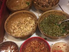 酸包菜-易裕和·长沙米粉(友谊路店)
