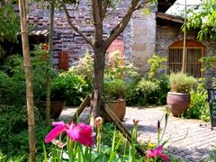 -驿舍·民國老营房院子私房菜(科学会堂店)