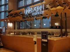 -M Stand(上海人民广场来福士店)