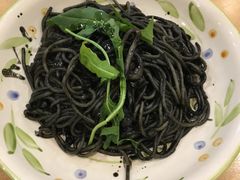 威尼斯风味墨鱼汁意面-萨莉亚意式餐厅(莲花国际广场店)