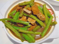 原汤排骨炖豆角-嘉和一品(长江道店)