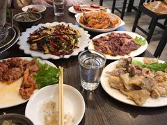 -韩风烤牛肉冷面店