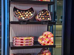 -Laderach 莱德拉(上海环贸iapm店)