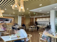 -上海宝宁宝马4S店