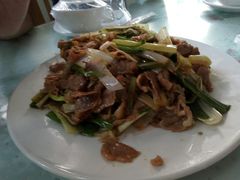 葱爆羊肉-华春餐馆(鱼山路店)
