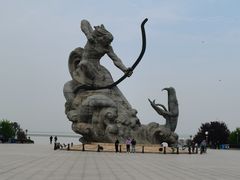 -巴陵广场