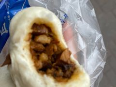 -李与白包子铺(桐梓林店)