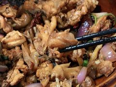鸡煲-胡须佬鸡煲四季火锅(龙珠大道店)