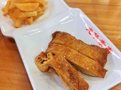 -龙华寺