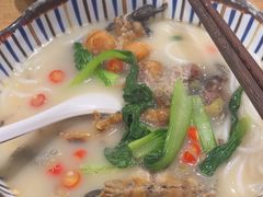-鲜越鲜鱼粉(财富购物中心店)