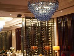-龙虾酒吧扒房(宁波香格里拉店)