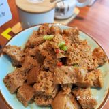 打卡郑州必吃炝锅烩面[爱吃]