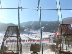 -中旅松花湖滑雪场