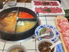 -热火朝天鲜切牛肉火锅(南强街巷店)
