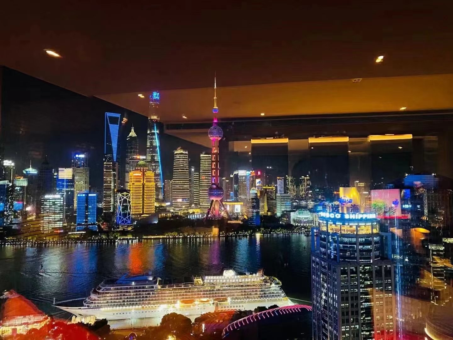 上海外滩w酒店夜景图片