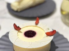 -潮一不贰·法式甜品·生日蛋糕·西式简餐(外滩店)