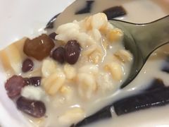 牛奶烧仙草-古茗(中山路钟楼店)
