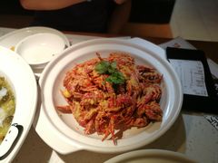 金沙小龙虾-江渔儿酸菜鱼·拔草餐厅(虎门君乐汇店)