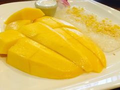 -Dang restaurant (patong phuket)