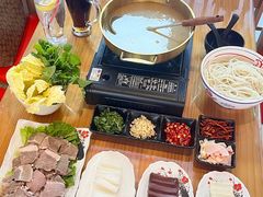 -小椒羊.羊肉粉 龙虾 羊肉串(新地旗舰店)