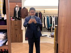 -吴志坚洋服店(贵都邻里中心店)