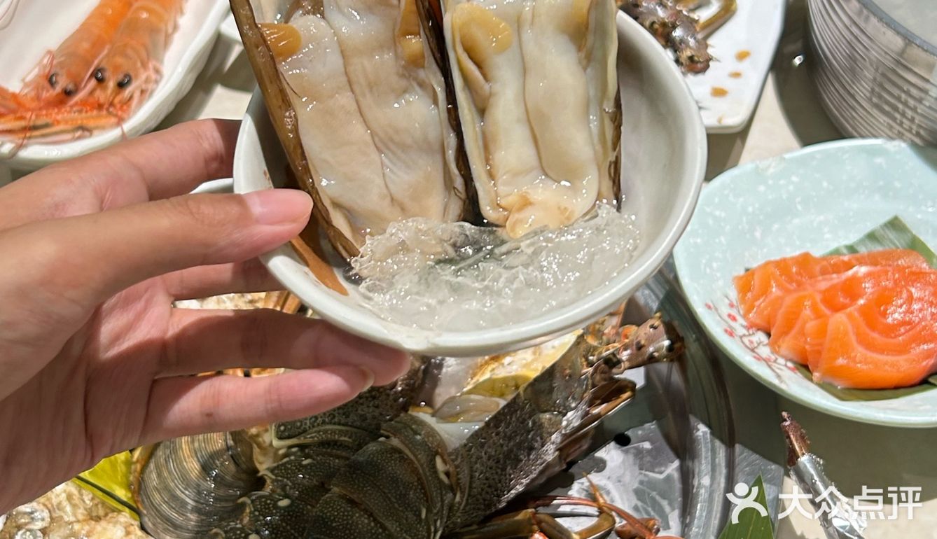 南京海鲜自助天花板！！小青龙畅吃不限量！！！