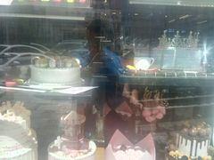 -焙丽拾光(麦凯乐直营店)