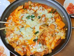 -亲昵春川鸡排(韩国美食街店)