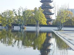 -龙华寺