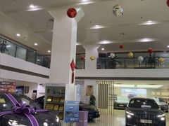 -上汽荣威体验中心(徐汇东安路店)