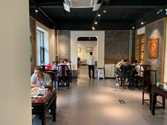 大堂-北平食府·北京烤鸭(北京西站六里桥店)
