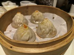 蟹粉小笼-成隆行·蟹王府(九江路店)