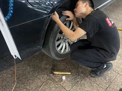 -鲨鱼皮汽车凹陷玻璃修复(静安店)