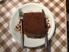 -新大咀港式茶餐厅(宝山万达店)