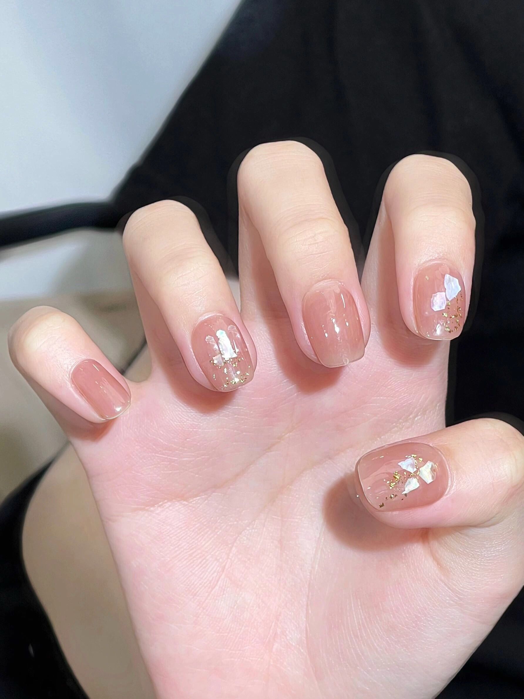 qiao温柔的秋冬美甲💅🏻藕粉色也太温柔了