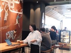 -星巴克(深圳北站B5检票口)