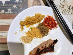 -沪上名羊天下•烤羊腿•东北烧烤•小龙虾(浦东直营总店)