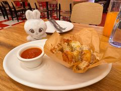 -城市大道红炉披萨烘焙坊