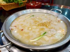-老来福·非遗酸汤兔(凯旋路店)