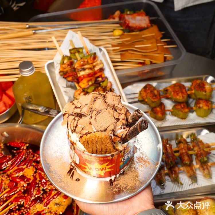 重庆首家罐头奶冰‼️超萌大白兔奶糖9r💥隐藏在串串店