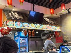 -爆炸头阿姨小四川正宗川味小吃(无任何分店)