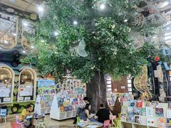 -钟书阁(松江泰晤士小镇店)