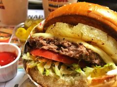 -The Habit Burger Grill 哈比特汉堡(爱琴海店)