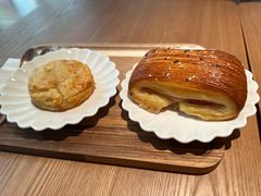 -VERIE BAKEHOUSE
