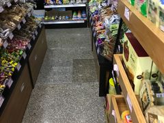 -七月初七潮流零食连锁(福兴路店)