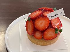 草莓大黄塔-Ten Olives甜点